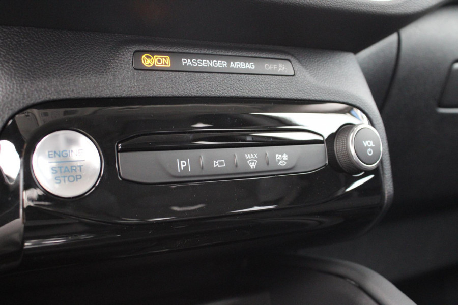 Ford Kuga 2.5 PHEV Active X 243pk | Driver Assistance Pack | Winterpack | Wegklapbare Trekhaak | 19 inch Licht metalen velgen
