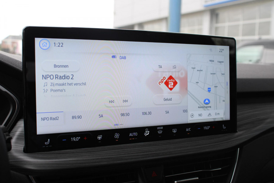 Ford Kuga 2.5 PHEV Active X 243pk | Driver Assistance Pack | Winterpack | Wegklapbare Trekhaak | 19 inch Licht metalen velgen