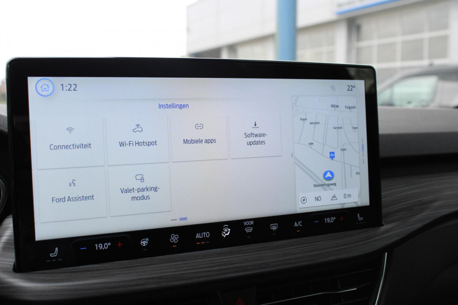 Ford Kuga 2.5 PHEV Active X 243pk | Driver Assistance Pack | Winterpack | Wegklapbare Trekhaak | 19 inch Licht metalen velgen