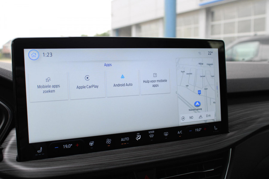 Ford Kuga 2.5 PHEV Active X 243pk | Driver Assistance Pack | Winterpack | Wegklapbare Trekhaak | 19 inch Licht metalen velgen