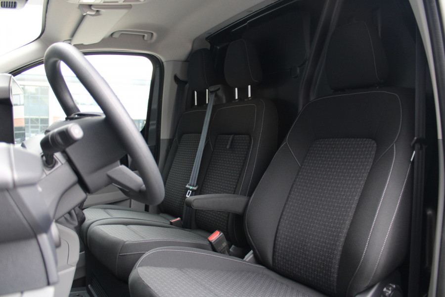 Ford Transit Custom 320 2.0 TDCI L2H1 Trend 136pk - Carplay - Android - LED koplampen - Stoelverwarming - 70l tank - Rijklaar