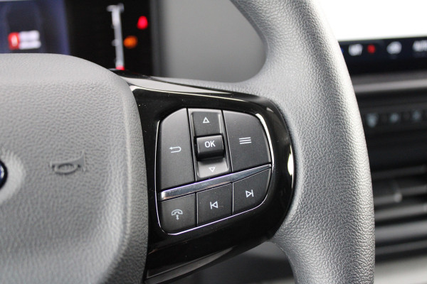 Ford Transit Custom 320 2.0 TDCI L2H1 Trend 136pk - Carplay - Android - LED koplampen - Stoelverwarming - 70l tank - Rijklaar