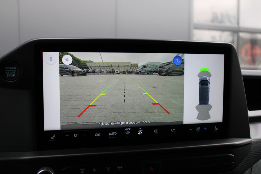 Ford Transit Custom 320 2.0 TDCI L2H1 Trend 136pk - Carplay - Android - LED koplampen - Stoelverwarming - 70l tank - Rijklaar