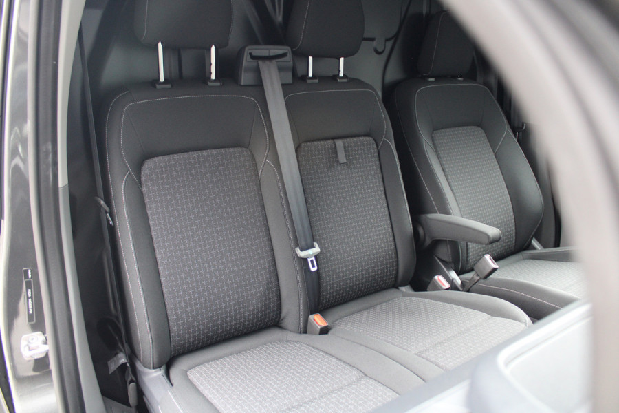 Ford Transit Custom 320 2.0 TDCI L2H1 Trend 136pk - Carplay - Android - LED koplampen - Stoelverwarming - 70l tank - Rijklaar
