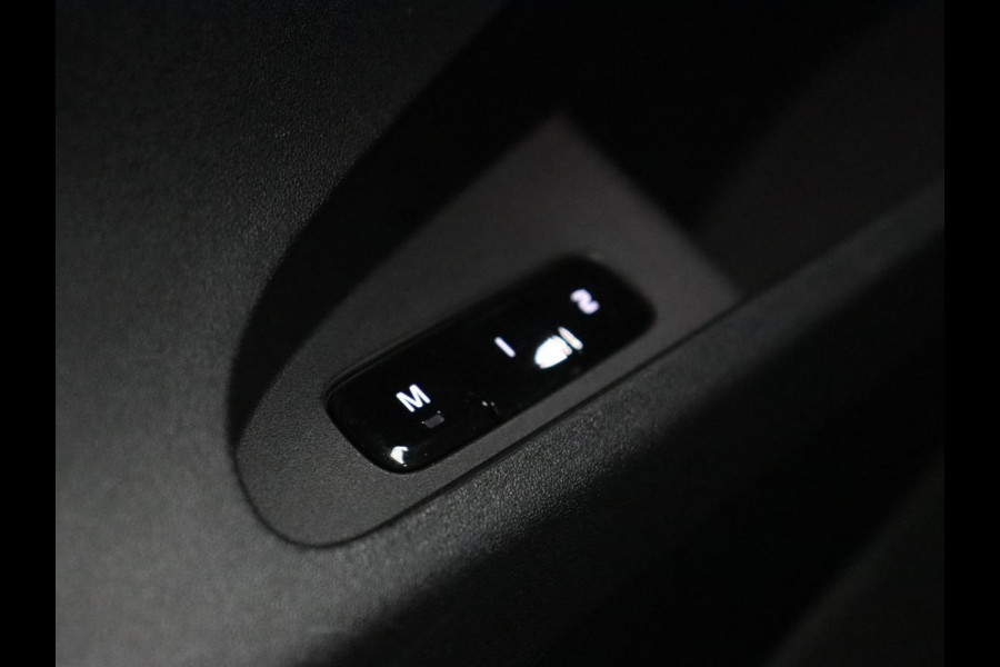Polestar 2 Long Range Dual Motor Launch Edition 78kWh | Panoramadak | Stoel & stuurverwarming | 360 camera | Adaptive cruise | Harman/Kardon | Carplay