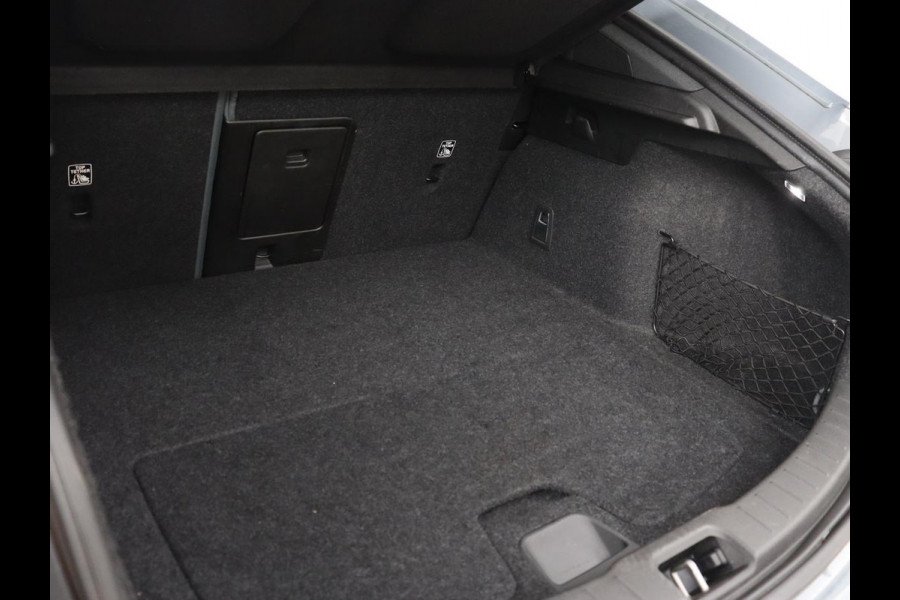 Polestar 2 Long Range Dual Motor Launch Edition 78kWh | Panoramadak | Stoel & stuurverwarming | 360 camera | Adaptive cruise | Harman/Kardon | Carplay