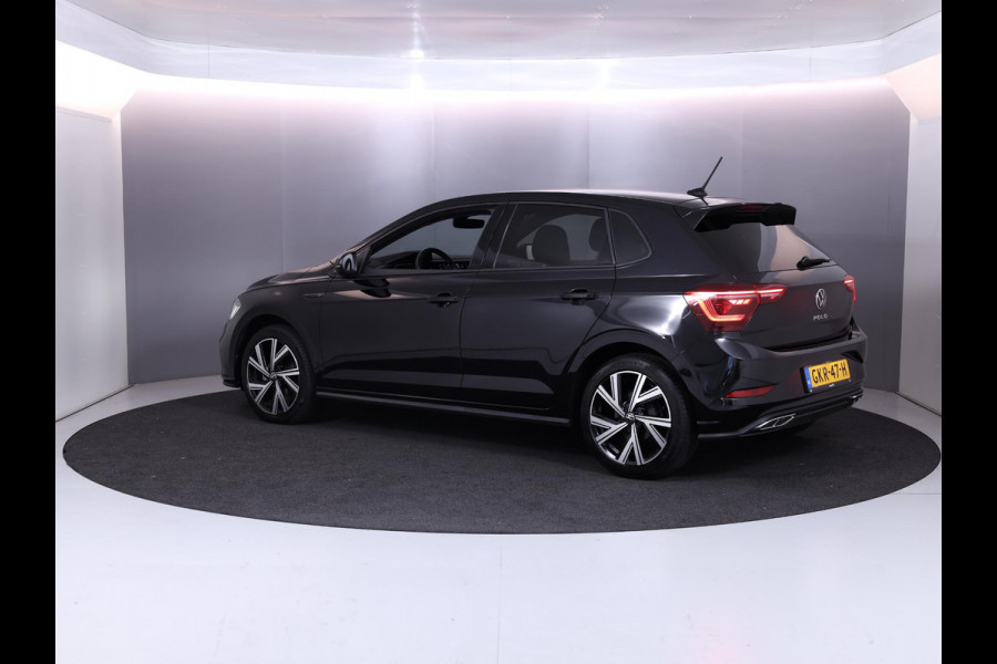 Volkswagen Polo 1.0 TSI R-Line 95 pk Automaat (DSG) | Verlengde garantie | Navigatie via App | Parkeersensoren | Adaptieve cruise control | Matrix LED koplampen |
