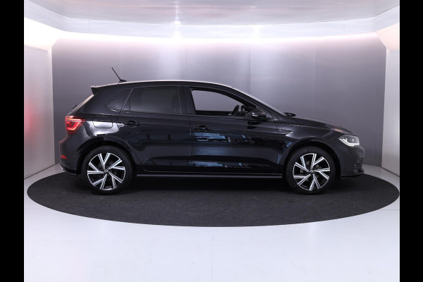 Volkswagen Polo 1.0 TSI R-Line 95 pk Automaat (DSG) | Verlengde garantie | Navigatie via App | Parkeersensoren | Adaptieve cruise control | Matrix LED koplampen |