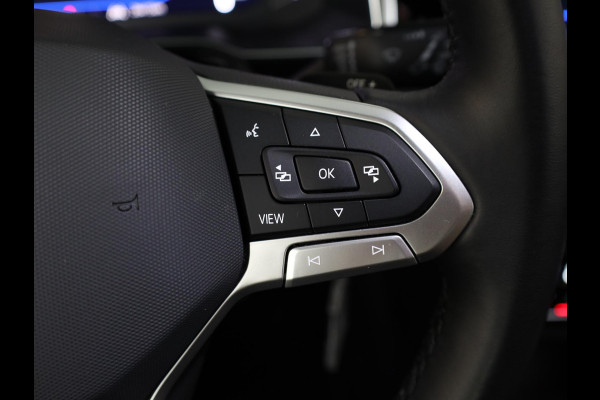 Volkswagen Polo 1.0 TSI R-Line 95 pk Automaat (DSG) | Verlengde garantie | Navigatie via App | Parkeersensoren | Adaptieve cruise control | Matrix LED koplampen |