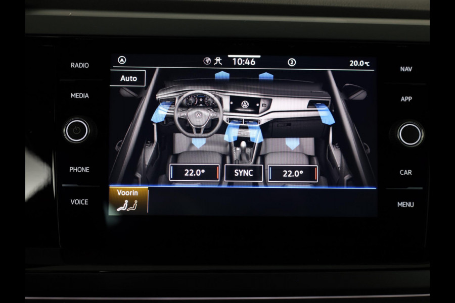 Volkswagen Polo 1.0 TSI R-Line 95 pk Automaat (DSG) | Verlengde garantie | Navigatie via App | Parkeersensoren | Adaptieve cruise control | Matrix LED koplampen |