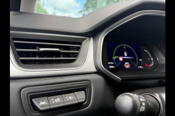Renault Captur 1.6 E-Tech Hybrid 145 Intens - Automaat - Navi groot - Climate - Org.NL