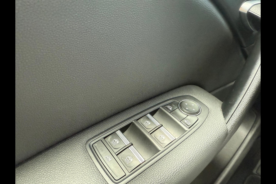 Renault Captur 1.6 E-Tech Hybrid 145 Intens - Automaat - Navi groot - Climate - Org.NL