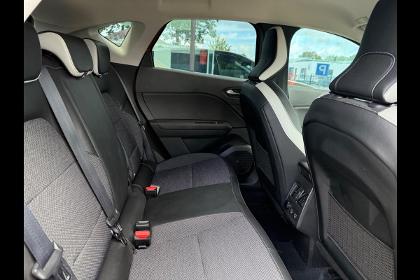 Renault Captur 1.6 E-Tech Hybrid 145 Intens - Automaat - Navi groot - Climate - Org.NL