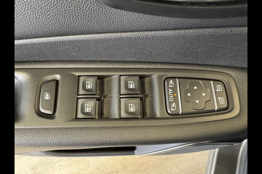 Renault Captur 0.9 TCe Intens AIRCO NAVIGATIE STOELVERWARMING CRUISE PDC START/STOP KEYLESS-GO