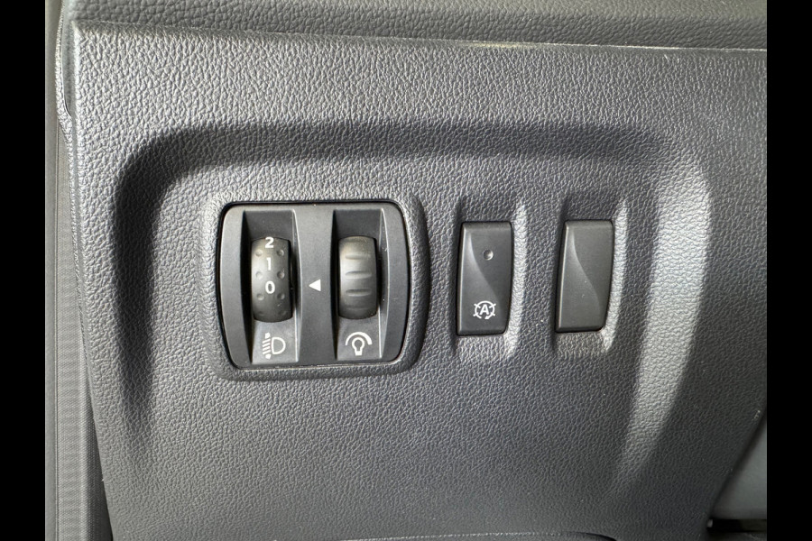 Renault Captur 0.9 TCe Intens AIRCO NAVIGATIE STOELVERWARMING CRUISE PDC START/STOP KEYLESS-GO