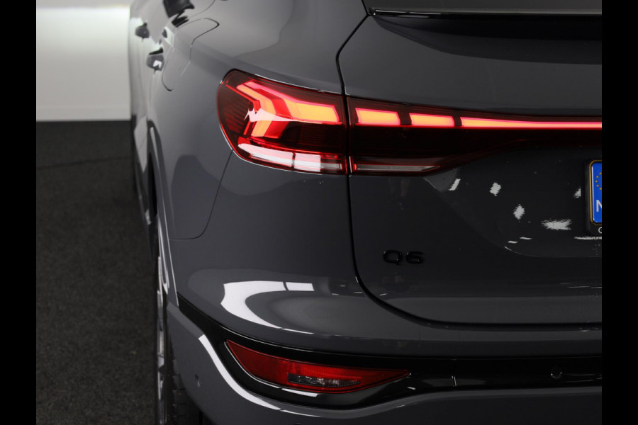 Audi Q6 Sportback e-tron Advanced edition 83 kWh 252pk | Adaptive cruise controle | Parkeercamera | Lederen bekleding