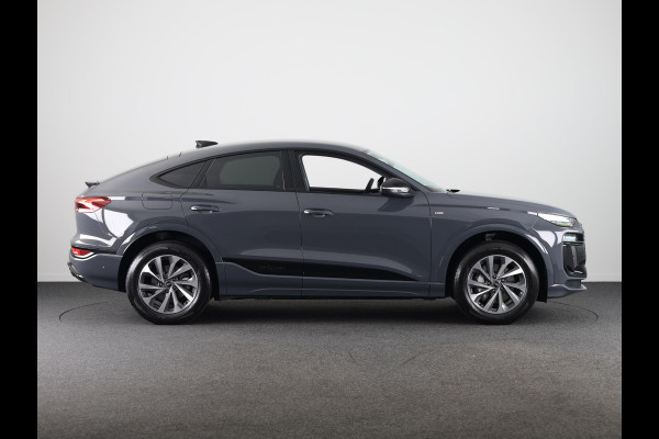 Audi Q6 Sportback e-tron Advanced edition 83 kWh 252pk | Adaptive cruise controle | Parkeercamera | Lederen bekleding
