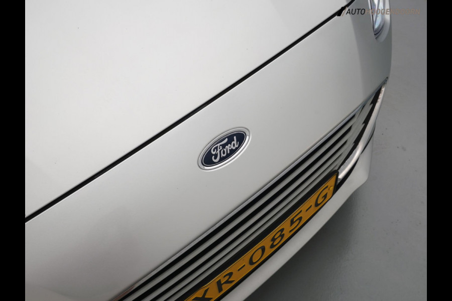 Ford Focus 1.0 EcoBoost Trend Edition Business Sport (APPLE CARPLAY,LED,PARKEERSENSOREN,CLIMATE,CRUISE,NIEUWE APK,LM-VELGEN)