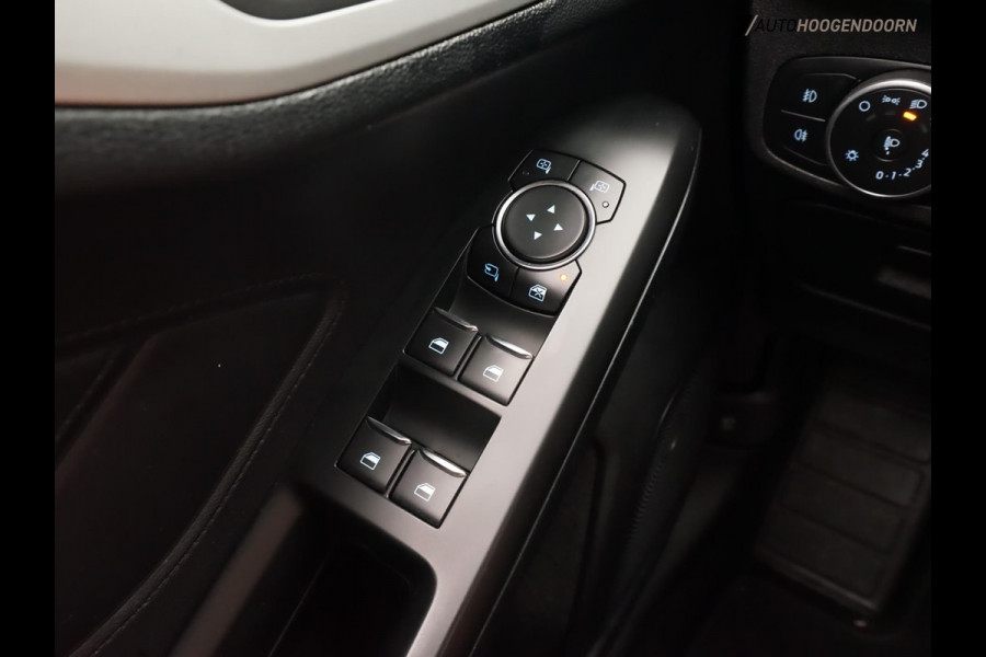Ford Focus 1.0 EcoBoost Trend Edition Business Sport (APPLE CARPLAY,LED,PARKEERSENSOREN,CLIMATE,CRUISE,NIEUWE APK,LM-VELGEN)