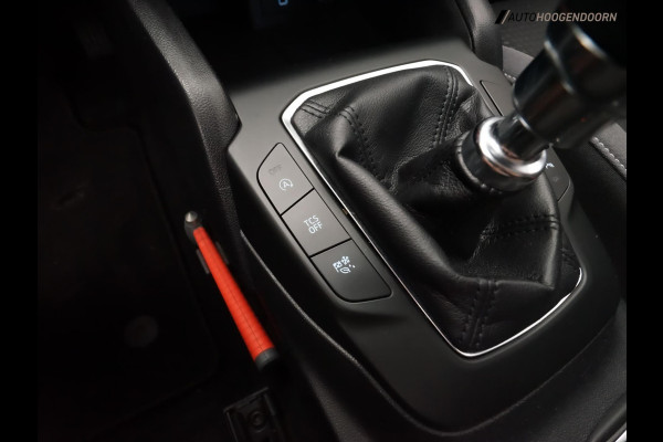 Ford Focus 1.0 EcoBoost Trend Edition Business Sport (APPLE CARPLAY,LED,PARKEERSENSOREN,CLIMATE,CRUISE,NIEUWE APK,LM-VELGEN)