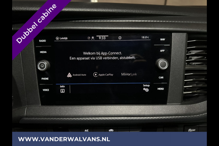 Volkswagen Transporter 2.0 TDI L2H1 Dubbele Cabine Euro6 Airco | 5-Zits | Navigatie | Trekhaak | Apple Carplay Android Auto, Cruisecontrol, Parkeersensoren