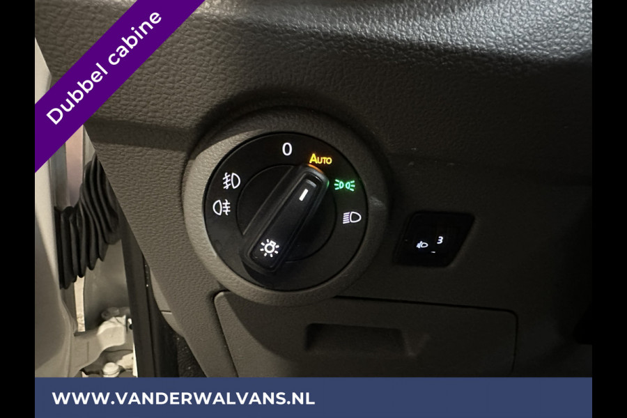 Volkswagen Transporter 2.0 TDI L2H1 Dubbele Cabine Euro6 Airco | 5-Zits | Navigatie | Trekhaak | Apple Carplay Android Auto, Cruisecontrol, Parkeersensoren