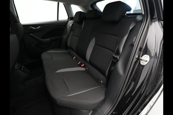 Škoda SCALA 1.0 TSI 95pk Active Navi via app Cruise Dab Lane + Front assist 300