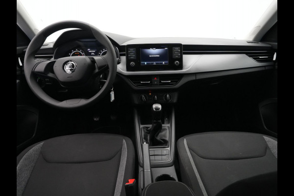 Škoda SCALA 1.0 TSI 95pk Active Navi via app Cruise Dab Lane + Front assist 300