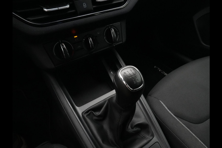 Škoda SCALA 1.0 TSI 95pk Active Navi via app Cruise Dab Lane + Front assist 300