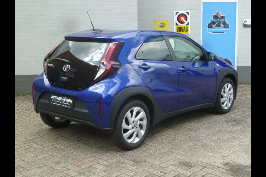 Toyota Aygo X 1.0 VVT-i MT Active|Adapt.Cruise|Camera|Climate-Control|Apple-Carplay/Android-Auto|Stoelverwarming