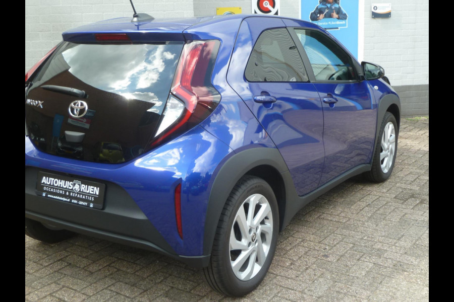 Toyota Aygo X 1.0 VVT-i MT Active|Adapt.Cruise|Camera|Climate-Control|Apple-Carplay/Android-Auto|Stoelverwarming