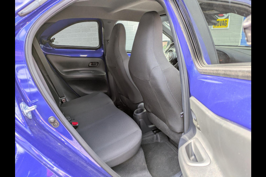 Toyota Aygo X 1.0 VVT-i MT Active|Adapt.Cruise|Camera|Climate-Control|Apple-Carplay/Android-Auto|Stoelverwarming