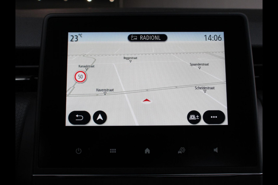 Renault Clio 1.0 TCe 90 Equilibre | Navigatie | Apple Carplay/Android Auto | Parkeersensoren achter | Cruise Control | Ledverlichting | Airco