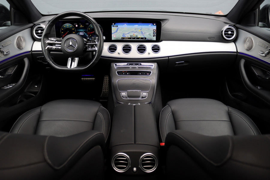 Mercedes-Benz E-Klasse Estate 200 AMG Line Premium+ Aut9 | Panoramadak | Burmester | Memory | Trekhaak | Leder | Surround Camera | Keyless Go | Nightpakket |