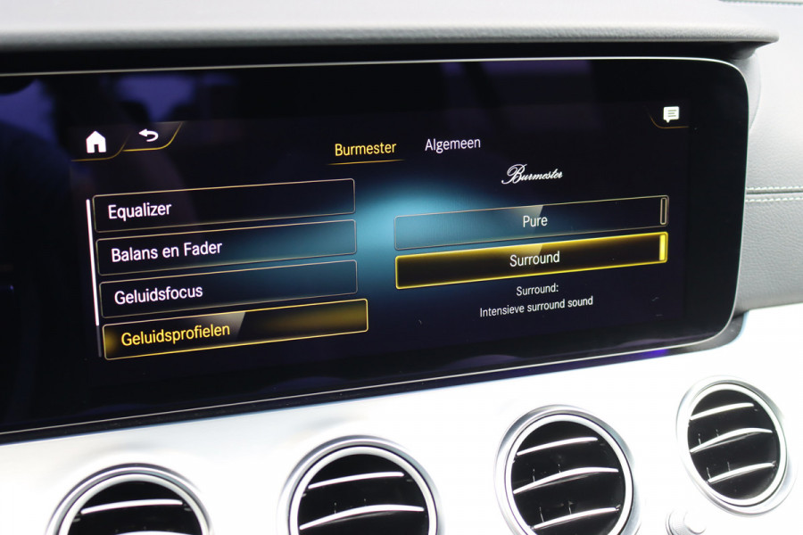 Mercedes-Benz E-Klasse Estate 200 AMG Line Premium+ Aut9 | Panoramadak | Burmester | Memory | Trekhaak | Leder | Surround Camera | Keyless Go | Nightpakket |