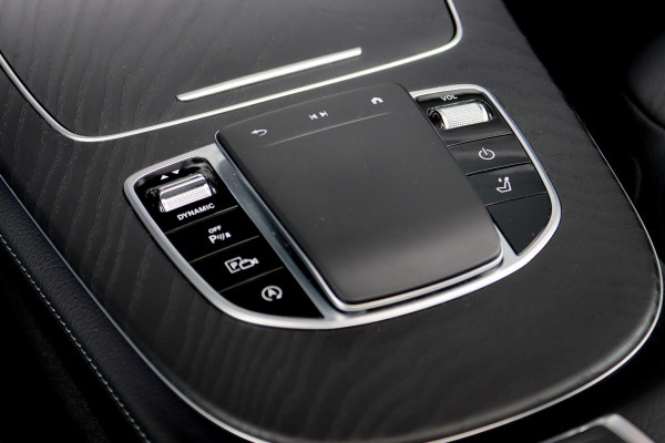 Mercedes-Benz E-Klasse Estate 200 AMG Line Premium+ Aut9 | Panoramadak | Burmester | Memory | Trekhaak | Leder | Surround Camera | Keyless Go | Nightpakket |