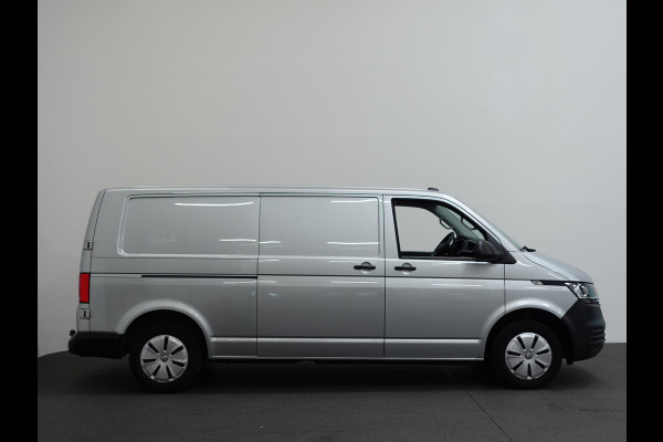 Volkswagen Transporter Executive+ L2H1 Navigatie Apple Carplay Trekhaak Cruise control 2-Zits Euro6