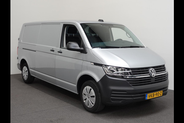 Volkswagen Transporter Executive+ L2H1 Navigatie Apple Carplay Trekhaak Cruise control 2-Zits Euro6