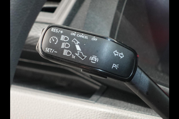 Volkswagen Transporter Executive+ L2H1 Navigatie Apple Carplay Trekhaak Cruise control 2-Zits Euro6