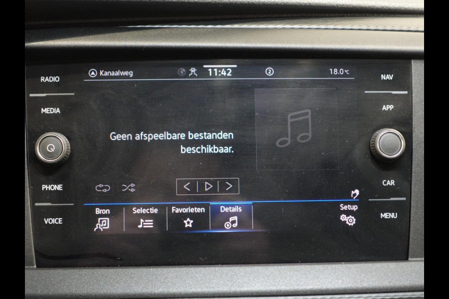 Volkswagen Transporter Executive+ L2H1 Navigatie Apple Carplay Trekhaak Cruise control 2-Zits Euro6