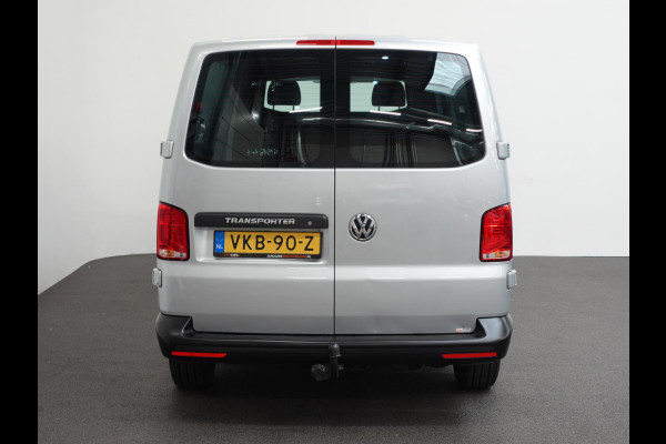 Volkswagen Transporter Executive+ L2H1 Navigatie Apple Carplay Trekhaak Cruise control 2-Zits Euro6