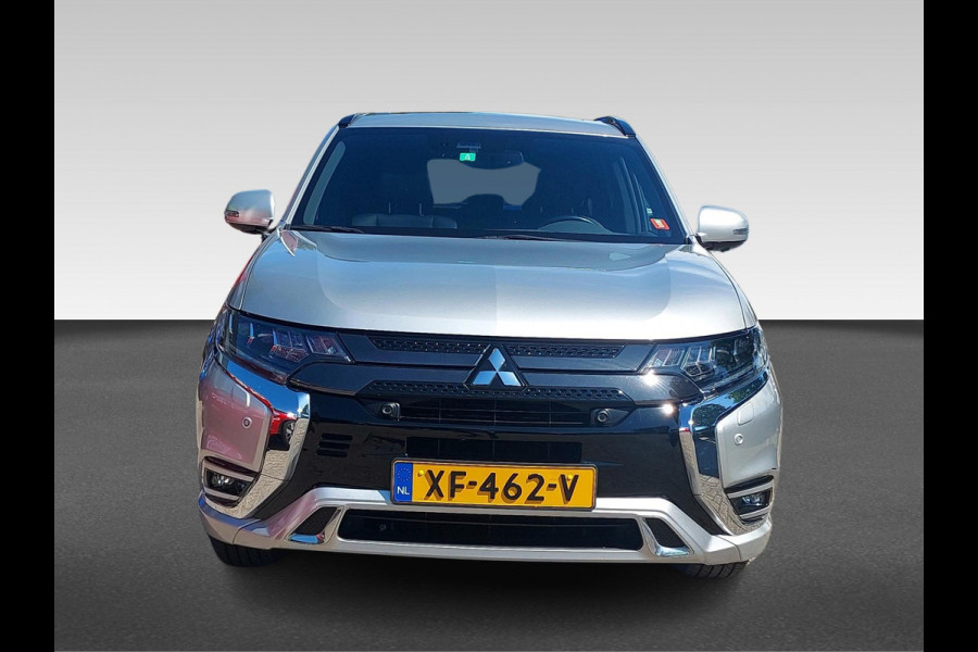 Mitsubishi Outlander 2.4 PHEV S-Edition volleder | schuifdak | adaptive cruise | stoelverwarming |