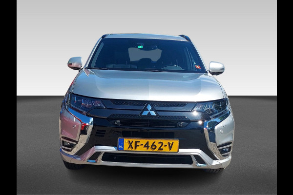 Mitsubishi Outlander 2.4 PHEV S-Edition volleder | schuifdak | adaptive cruise | stoelverwarming |