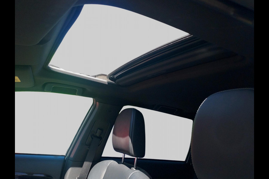 Mitsubishi Outlander 2.4 PHEV S-Edition volleder | schuifdak | adaptive cruise | stoelverwarming |