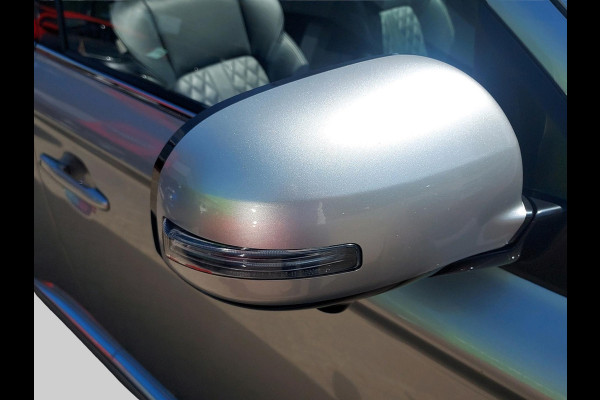 Mitsubishi Outlander 2.4 PHEV S-Edition volleder | schuifdak | adaptive cruise | stoelverwarming |
