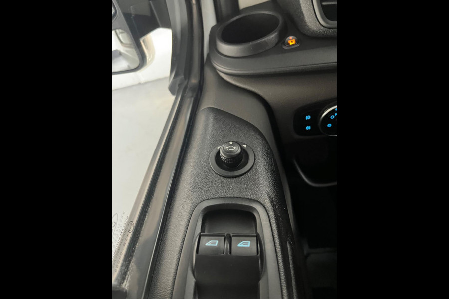 Ford Transit Custom SERVICEWAGEN LANG/ HOOG 320 2.0 TDCI EURO6 L2H2 3Persoons TREND SORTIMO INRICHTING V230 OMVORMER RIJKLAARPRIJS