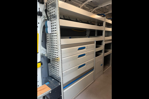 Ford Transit Custom SERVICEWAGEN LANG/ HOOG 320 2.0 TDCI EURO6 L2H2 3Persoons TREND SORTIMO INRICHTING V230 OMVORMER RIJKLAARPRIJS