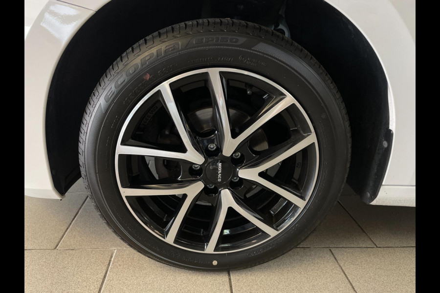 Škoda Fabia 1.0 MPI Ambition AIRCO CRUISE NAVI VIA APP BLUETOOTH ELEK RAMEN CENT VERG ZWART DAK VELGEN NIEUWSTAAT