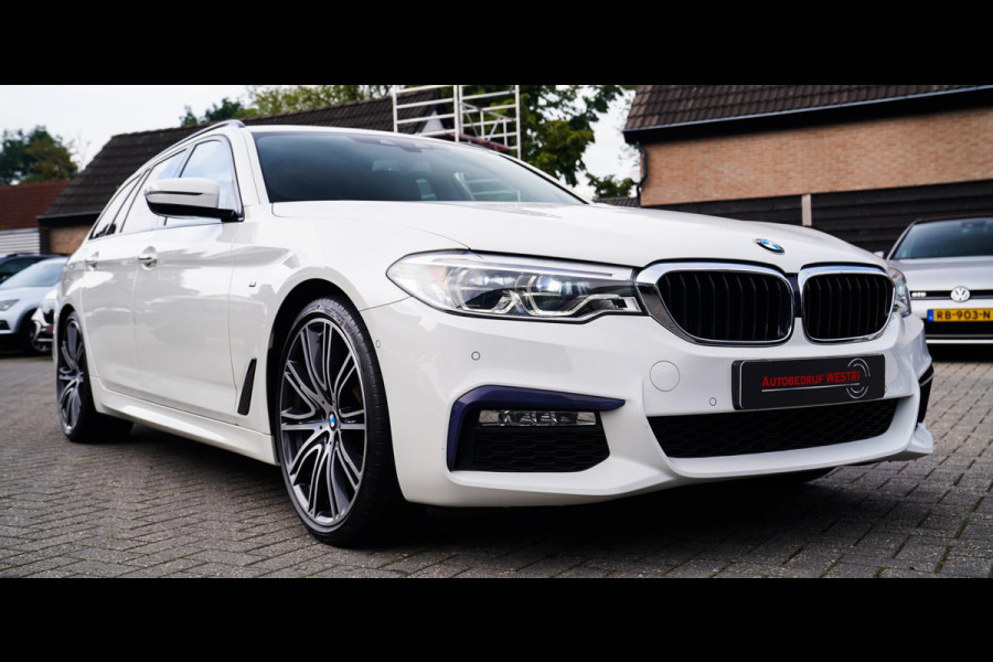 BMW 5 Serie Touring 520i High Executive | M-Pakket | Memory | Bots waarschuwingen