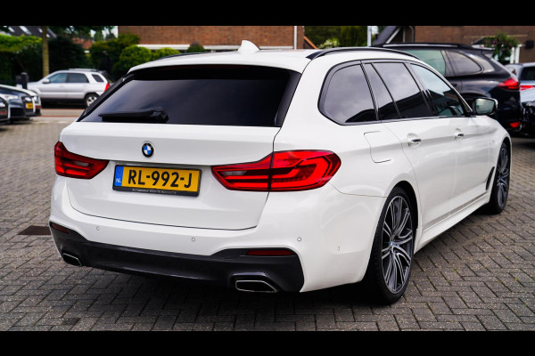 BMW 5 Serie Touring 520i High Executive | M-Pakket | Memory | Bots waarschuwingen